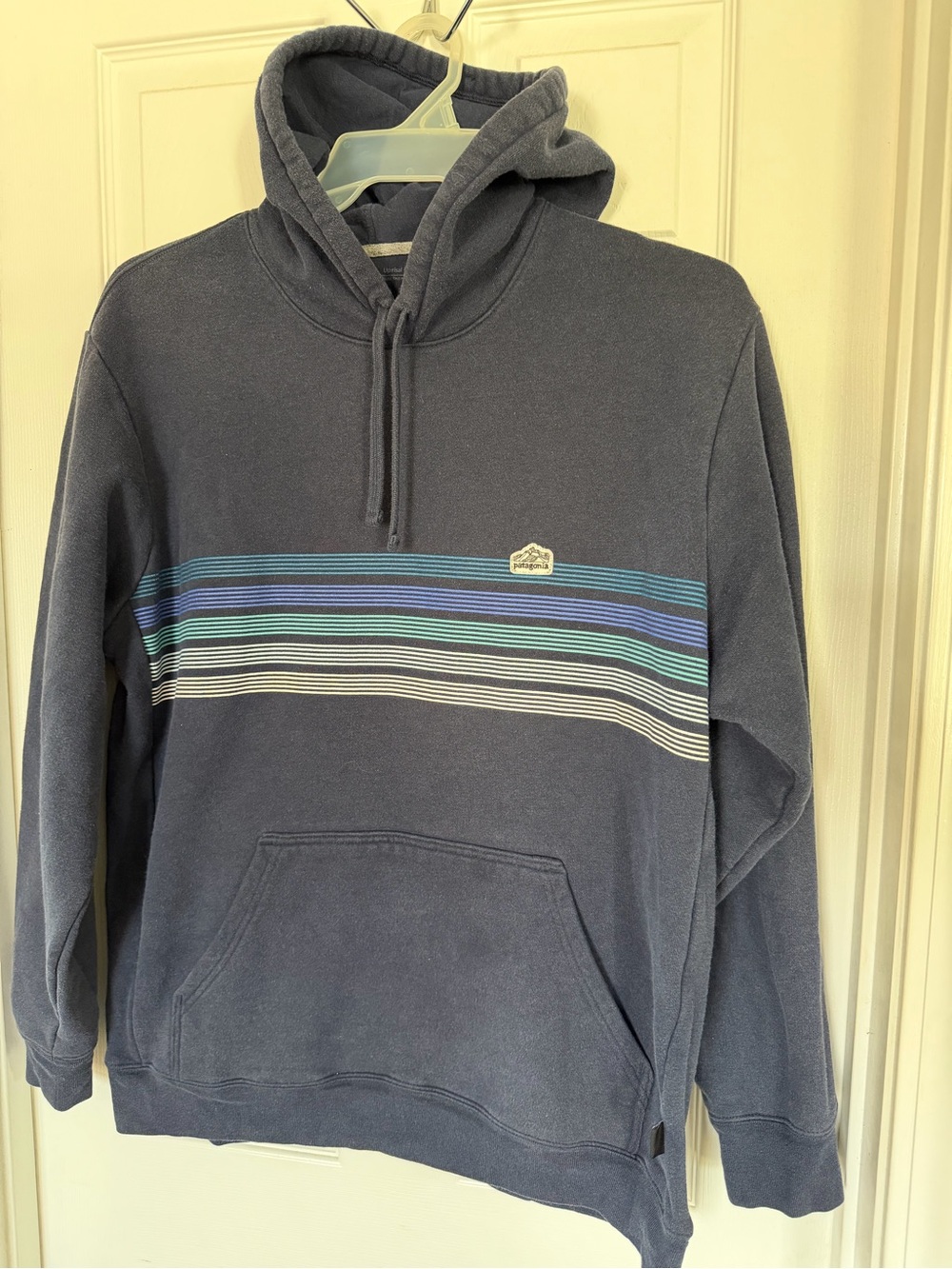 Patagonia-Men's Navy Hooded Pullover Sweatshirt with Striped Chest